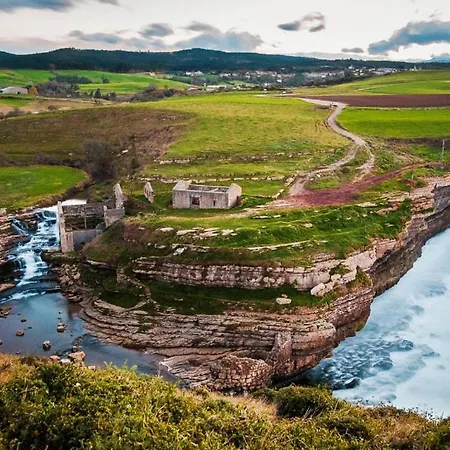 La Buganvilla Novales