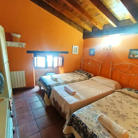 La Buganvilla Novales