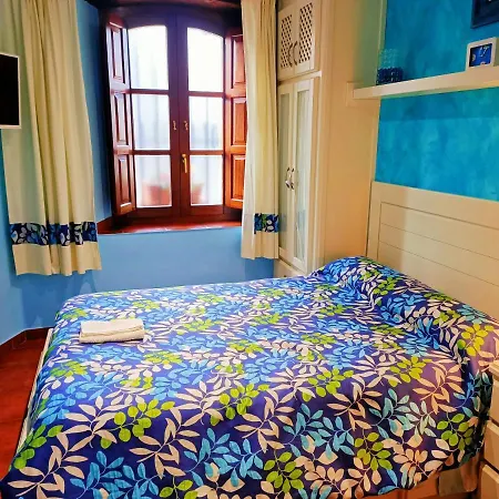 La Buganvilla Novales