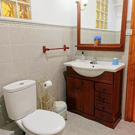 La Buganvilla Novales