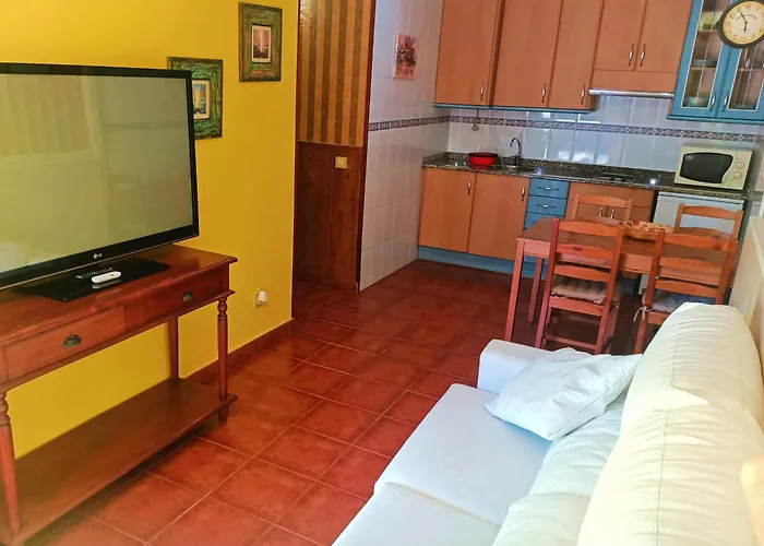 La Buganvilla Novales